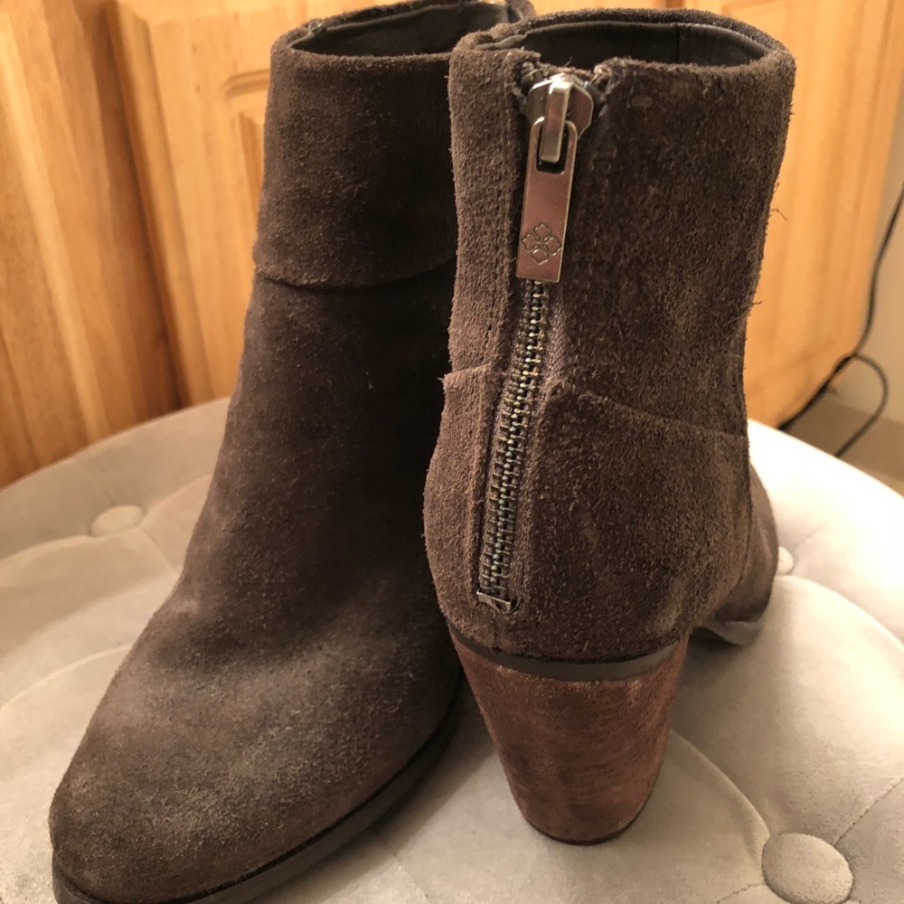 Arturo Chiang Booties